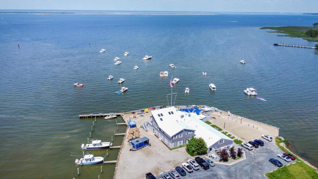 Lowes Wharf Marina Inn 3*