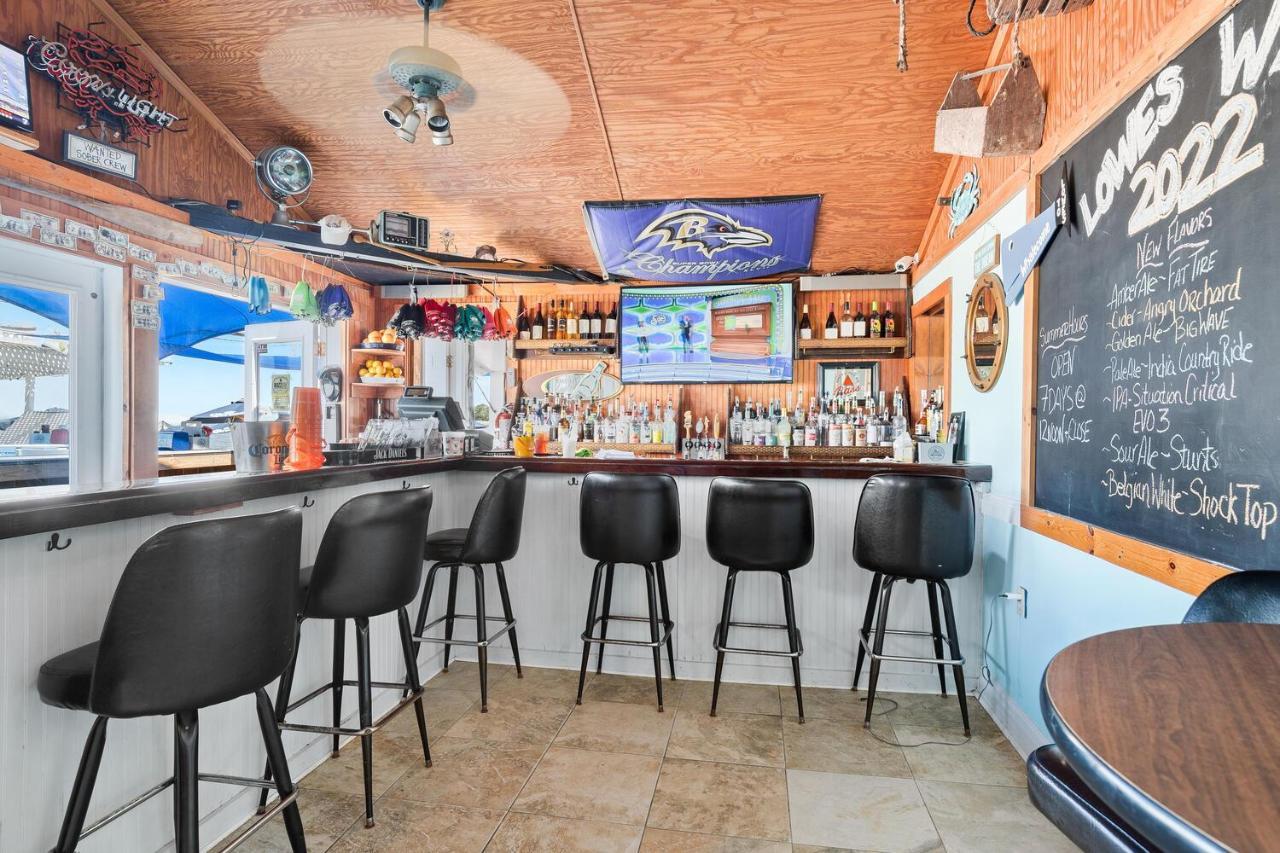 Lowes Wharf Marina Locanda