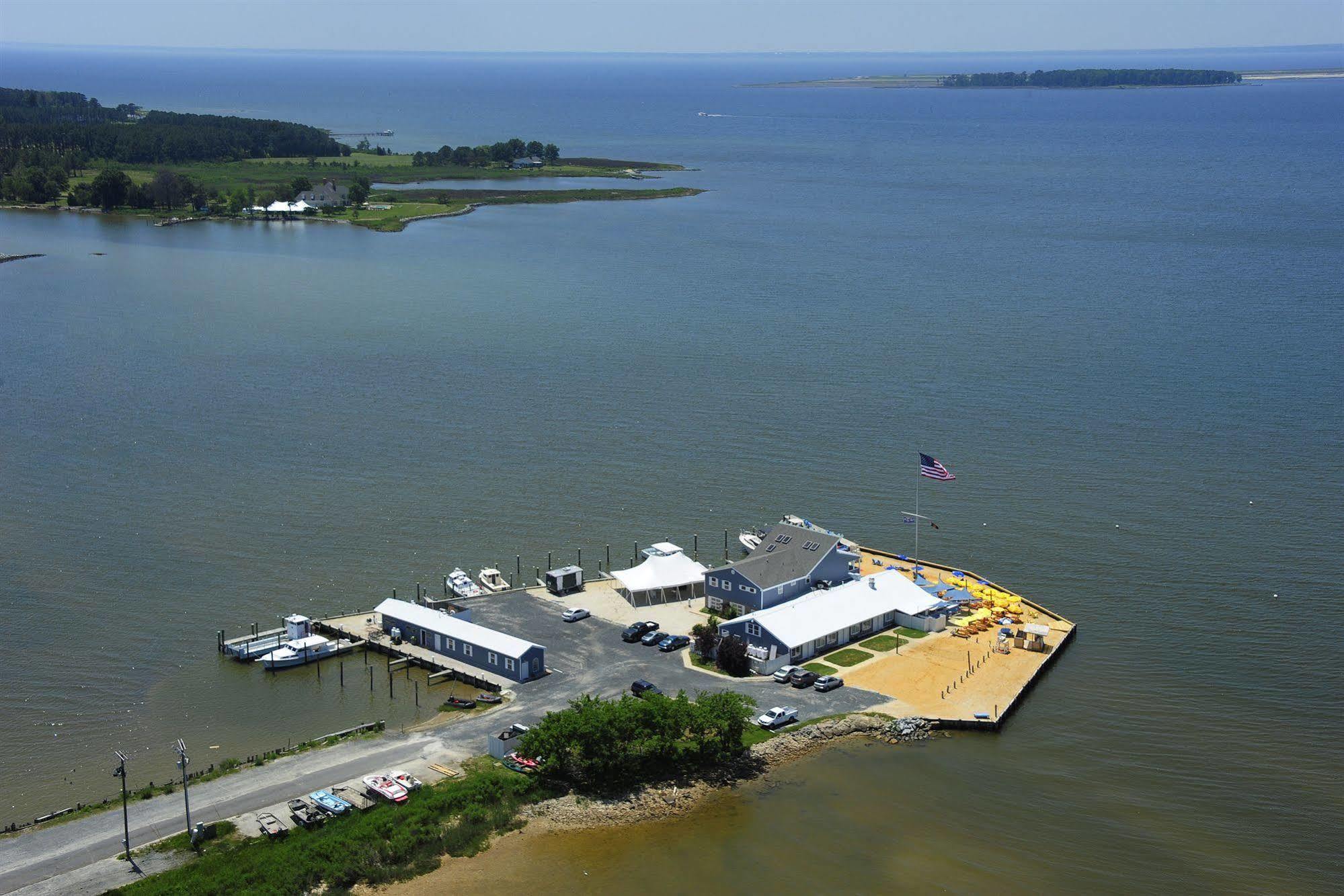 Lowes Wharf Marina